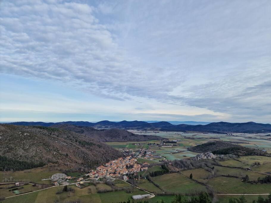 Gite L'Enclos O Rendez-Vous Roquefeuil-Pays De Sault- Avec Jardin Exterior foto